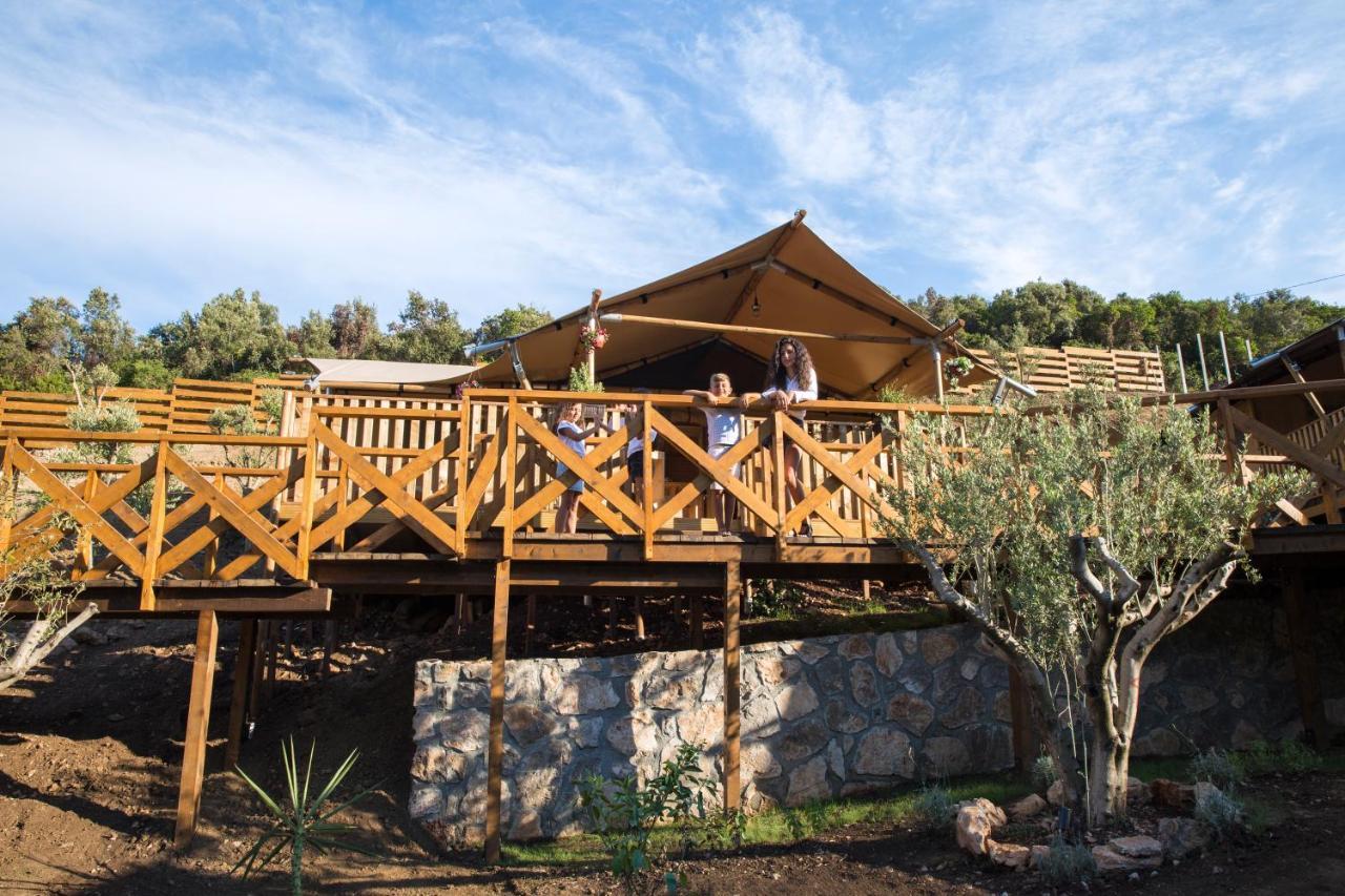 Sea Glamping Hotel Kotor Eksteriør billede