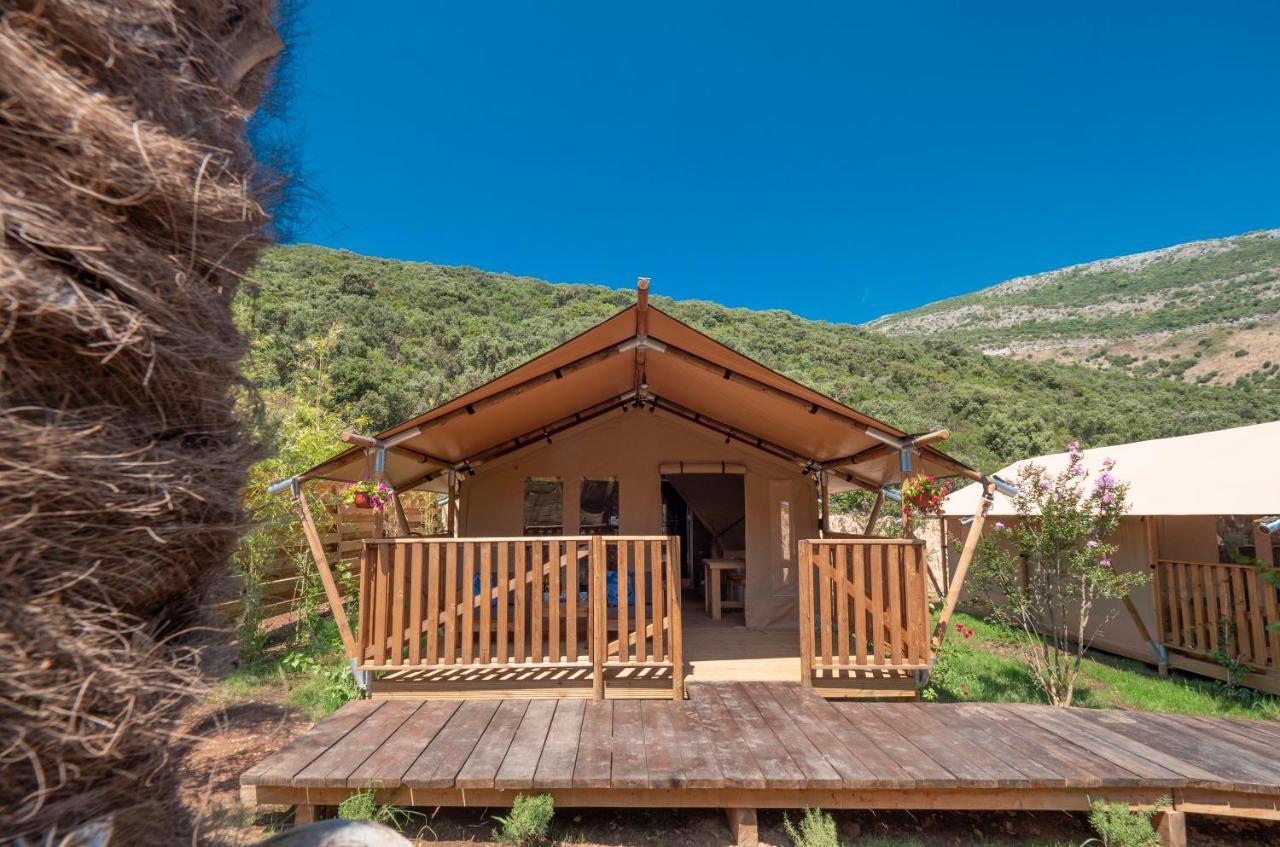 Sea Glamping Hotel Kotor Eksteriør billede
