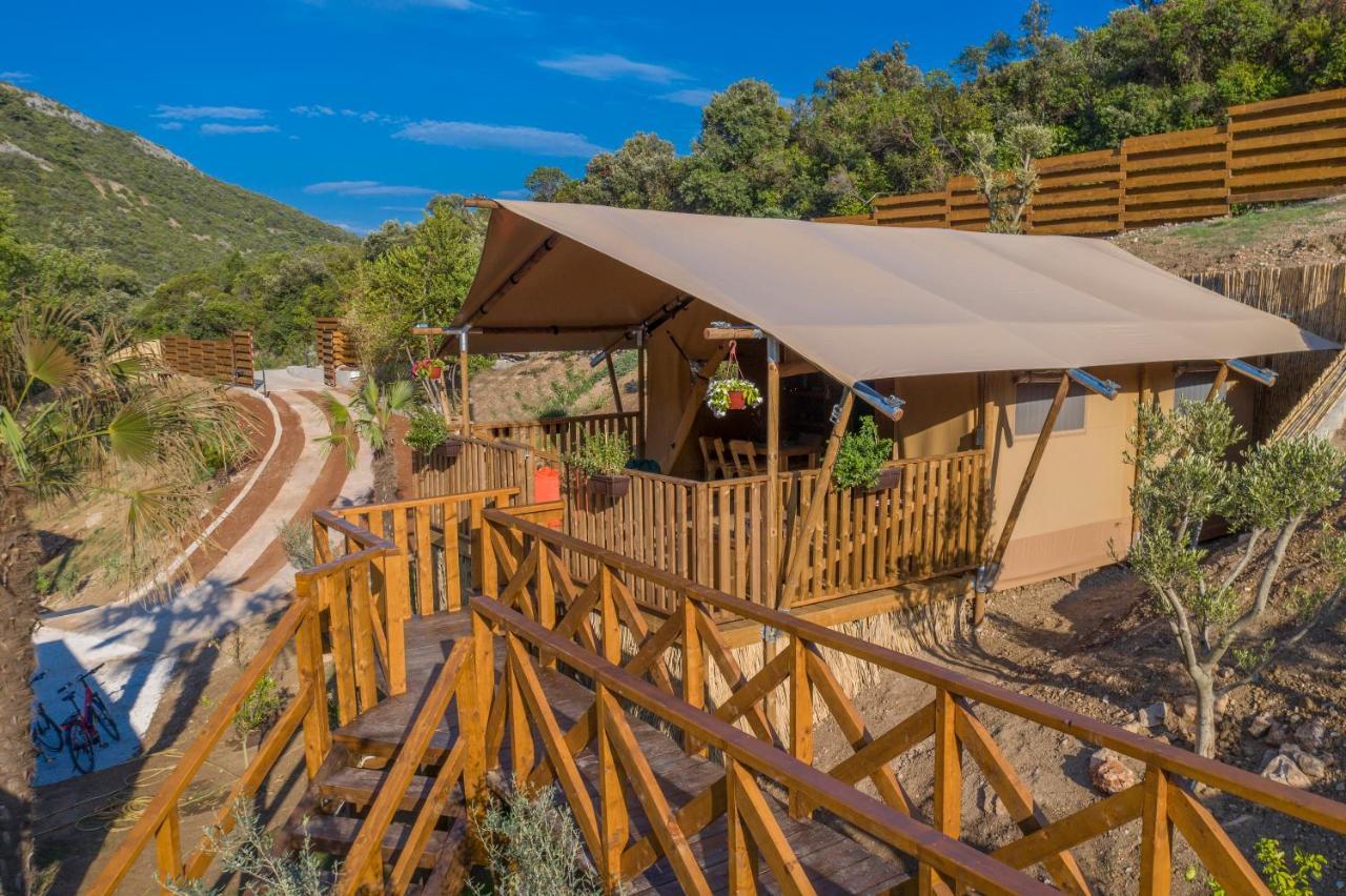 Sea Glamping Hotel Kotor Eksteriør billede