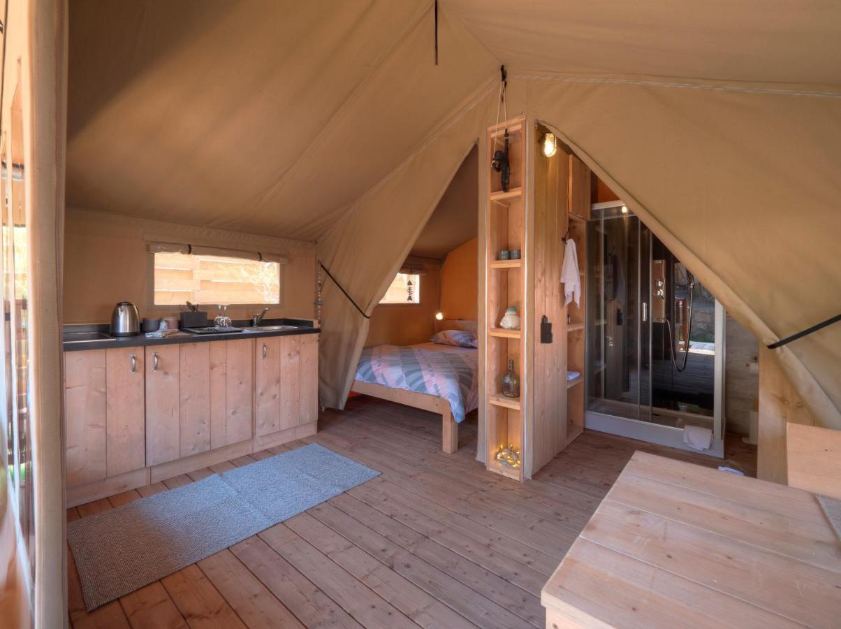 Sea Glamping Hotel Kotor Eksteriør billede
