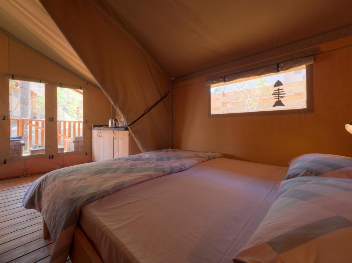 Sea Glamping Hotel Kotor Eksteriør billede
