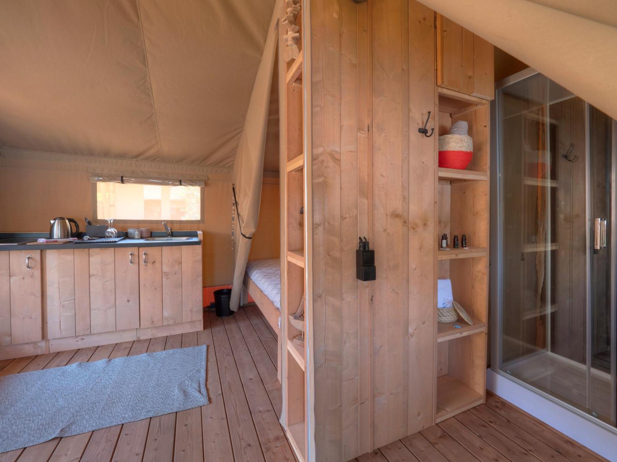 Sea Glamping Hotel Kotor Eksteriør billede